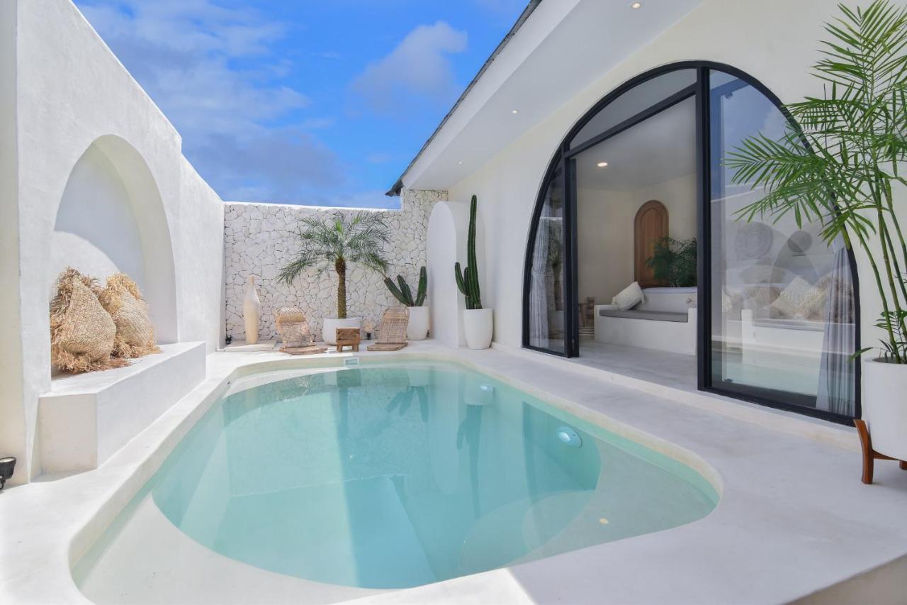 Bohemian Jogja Villas With Private Pool Kejayan Екстериор снимка
