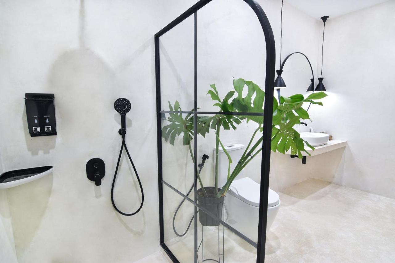 Bohemian Jogja Villas With Private Pool Kejayan Екстериор снимка