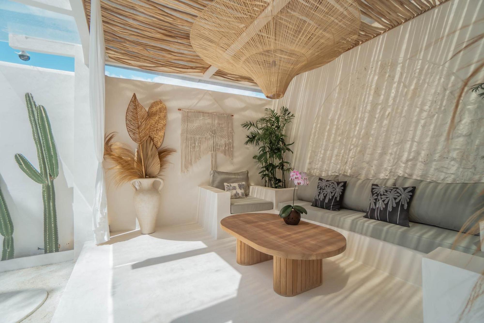 Bohemian Jogja Villas With Private Pool Kejayan Екстериор снимка