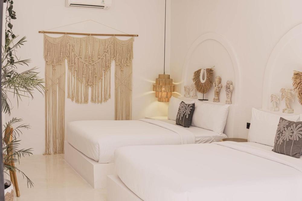 Bohemian Jogja Villas With Private Pool Kejayan Екстериор снимка